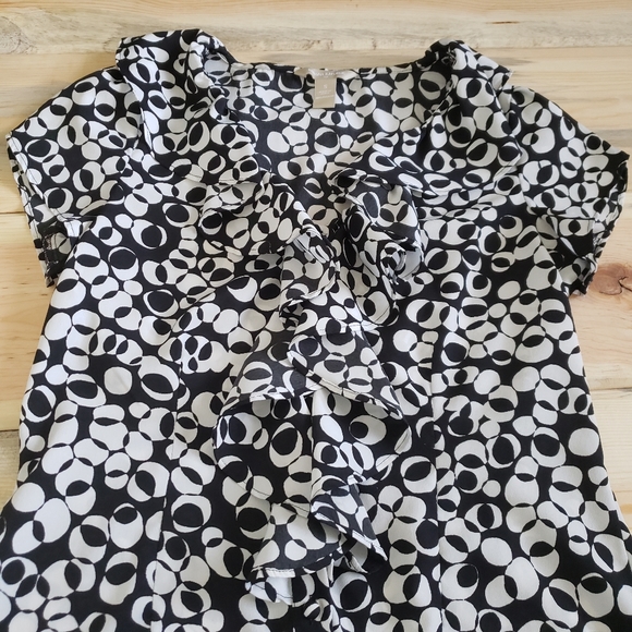 Banana Republic button up ruffle shirt size SMALL - Picture 2 of 4